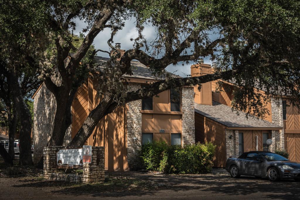 Cypress Fairway Village Wimberley Exteriör bild