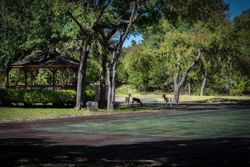Cypress Fairway Village Wimberley Exteriör bild